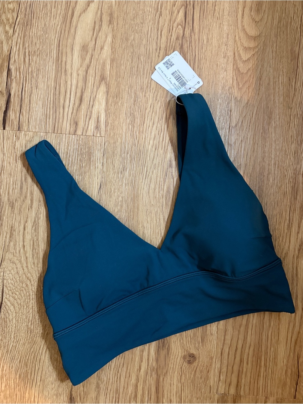 LULULEMON | ALIGN V NECK BRA
